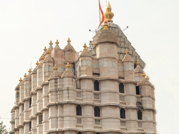 Mumbais-Wealthiest-Temple-Shri-Sidhivinayak_600x410